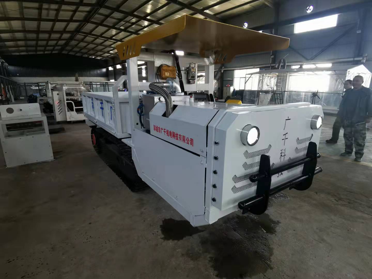 山東防爆柴油機(jī)履帶式搬運(yùn)車